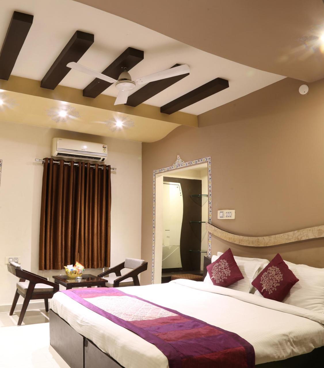Royal Inn Udaipur Exterior photo