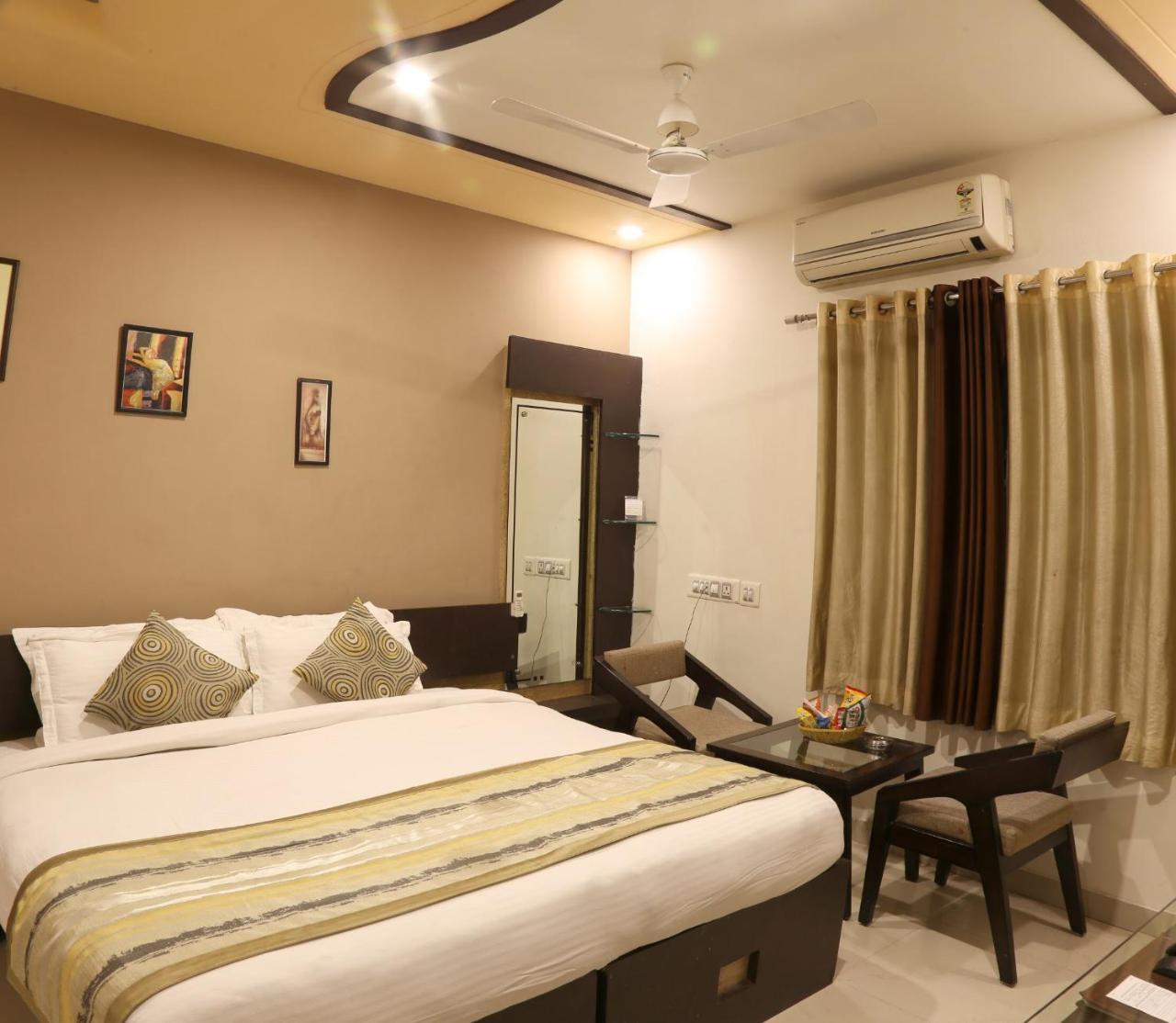 Royal Inn Udaipur Exterior photo